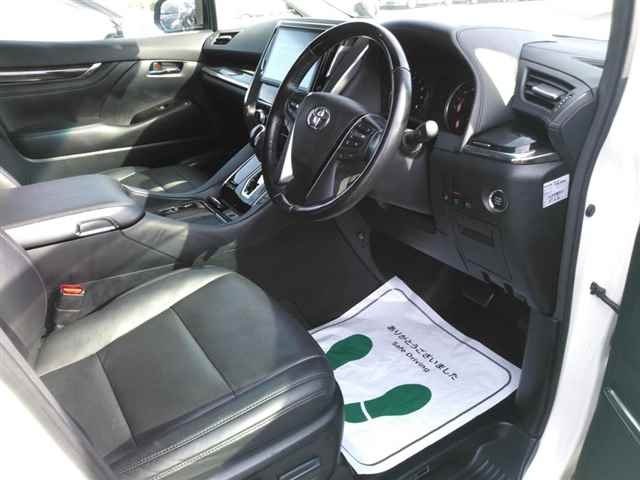 TOYOTA VELLFIRE 2018