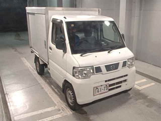 NISSAN CLIPPER TRUCK 2013