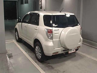 TOYOTA RUSH 2009