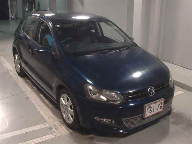 VOLKSWAGEN POLO 2012