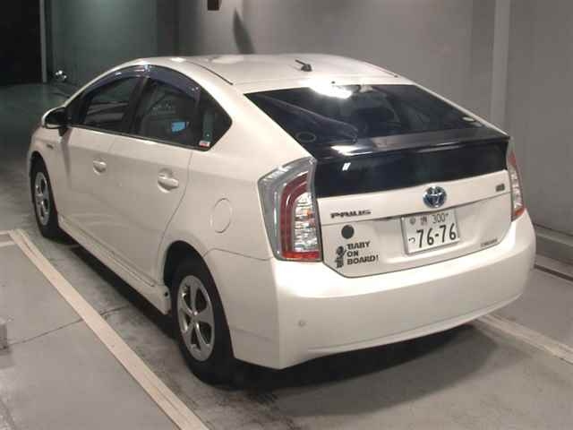 TOYOTA PRIUS 2014