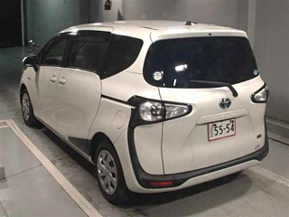 TOYOTA SIENTA 2017