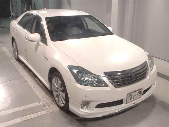 TOYOTA CROWN 2010