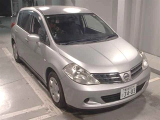NISSAN TIIDA 2009