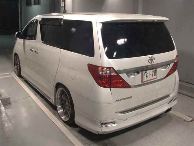 TOYOTA ALPHARD 2009