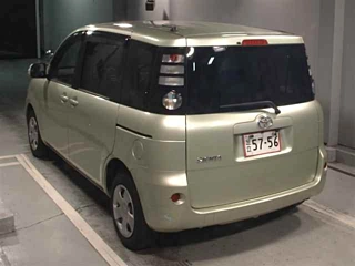 TOYOTA SIENTA 2009