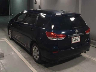 TOYOTA WISH 2010