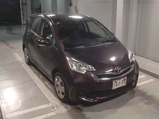 TOYOTA RACTIS 2014