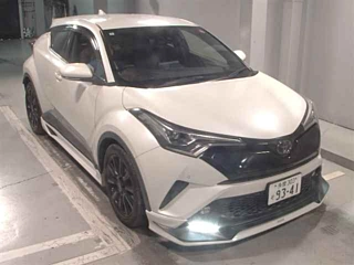 TOYOTA C-HR 2018