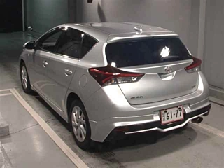 TOYOTA AURIS 2016