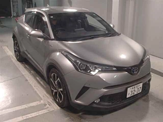 TOYOTA C-HR 2017
