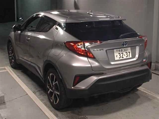 TOYOTA C-HR 2017
