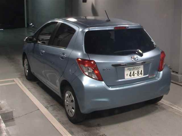 TOYOTA VITZ 2012