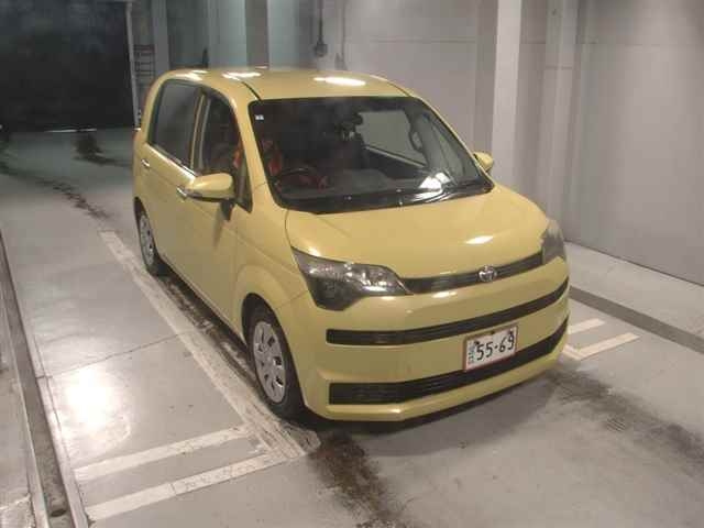 TOYOTA SPADE 2013