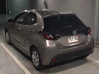 TOYOTA YARIS 2021