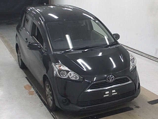 TOYOTA SIENTA 2017
