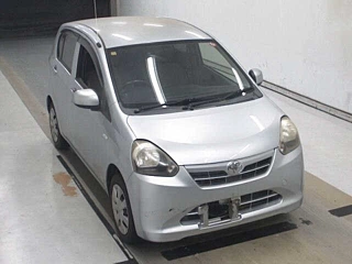 TOYOTA PIXIS EPOCH 2012