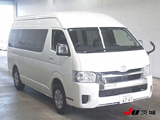 TOYOTA HIACE 2023