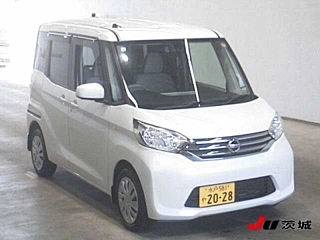 NISSAN DAYZ ROOX 2015