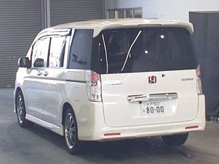 HONDA STEP WAGON 2011