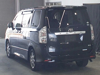 TOYOTA VOXY 2008