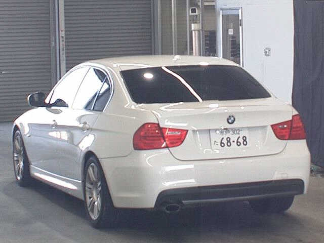 BMW 3 SERIES 2012