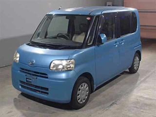 DAIHATSU TANTO 2008