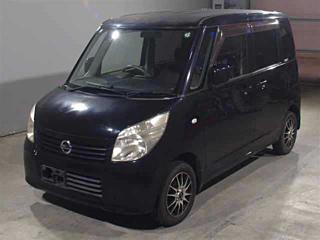 NISSAN ROOX 2010