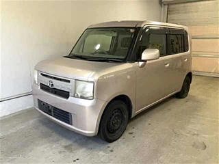 TOYOTA PIXIS SPACE 2012