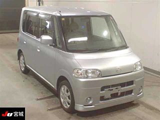 DAIHATSU TANTO 2004