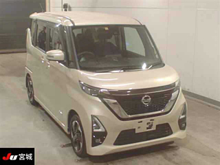 NISSAN ROOX 2020