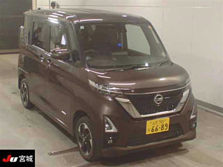 NISSAN ROOX 2021