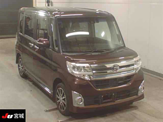 DAIHATSU TANTO 2015