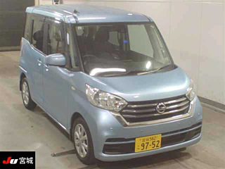 NISSAN DAYZ ROOX 2019