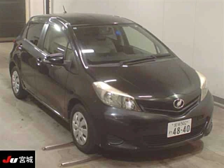 TOYOTA VITZ 2012