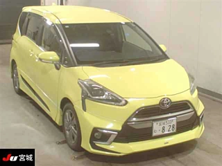 TOYOTA SIENTA 2015