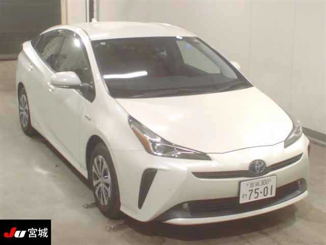 TOYOTA PRIUS 2019
