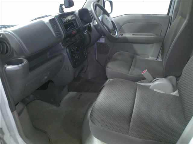 NISSAN CLIPPER VAN 2017