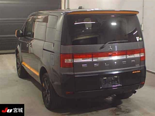 MITSUBISHI DELICA D5 2017