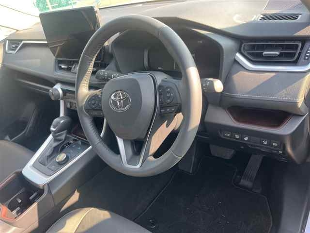 TOYOTA RAV4 2024