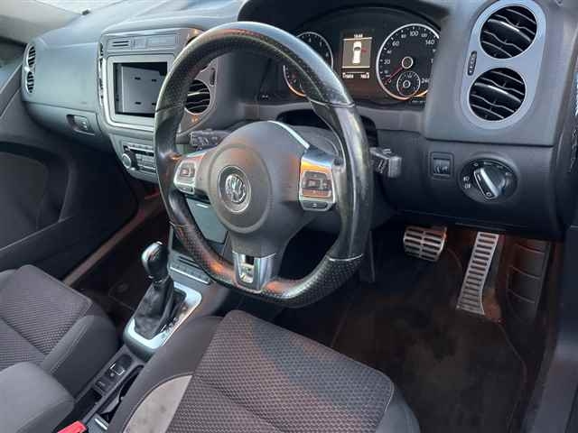 VOLKSWAGEN TIGUAN 2014