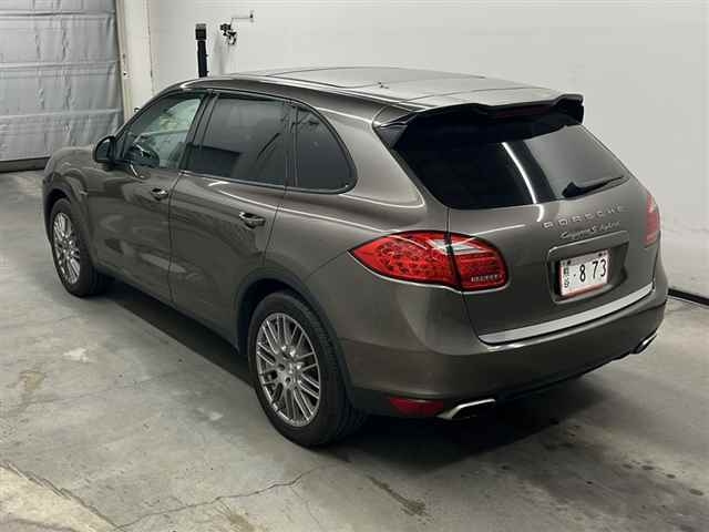 PORSCHE CAYENNE 2012