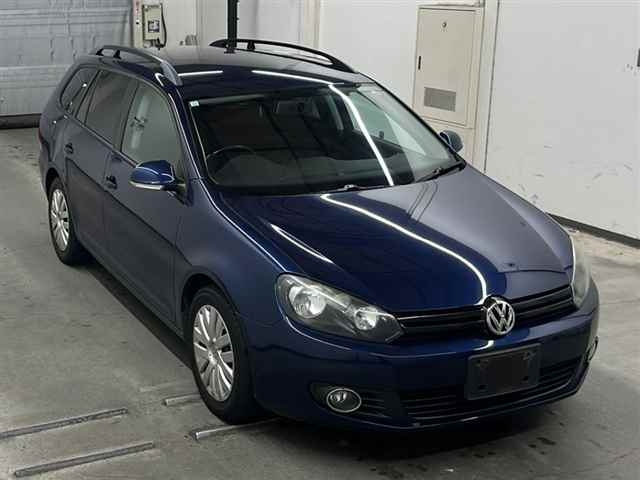 VOLKSWAGEN GOLF VARIANT 2010