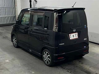 NISSAN ROOX 2011