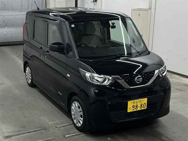 NISSAN ROOX 2021