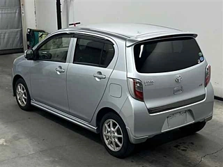 TOYOTA PIXIS EPOCH 2012