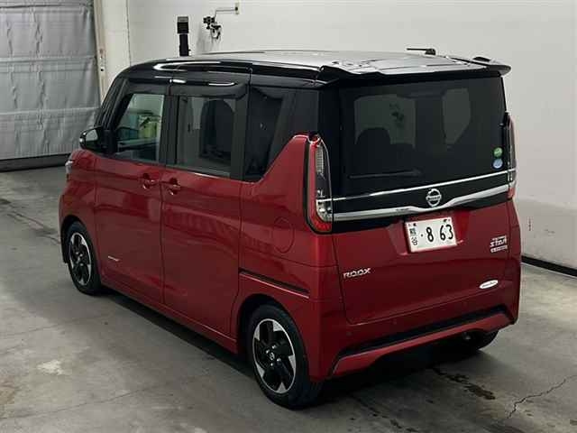 NISSAN ROOX 2020