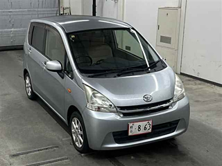 DAIHATSU MOVE 2012