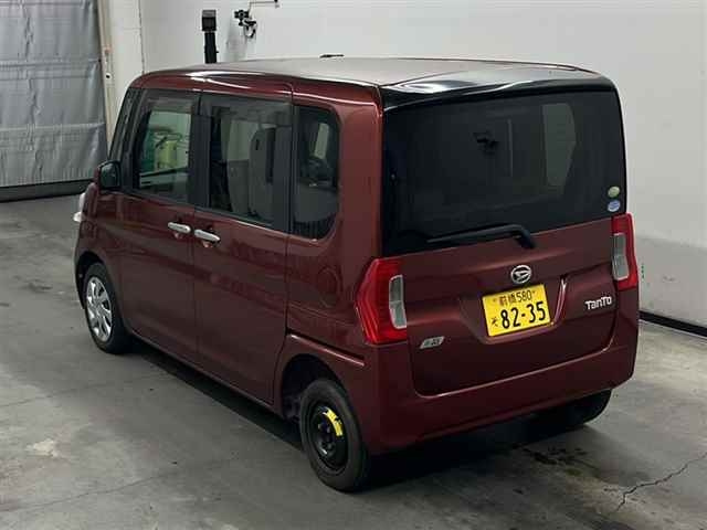 DAIHATSU TANTO 2014