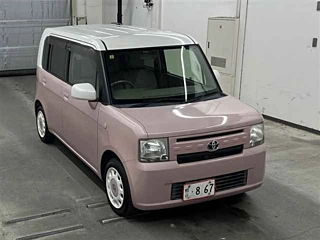 TOYOTA PIXIS SPACE 2016